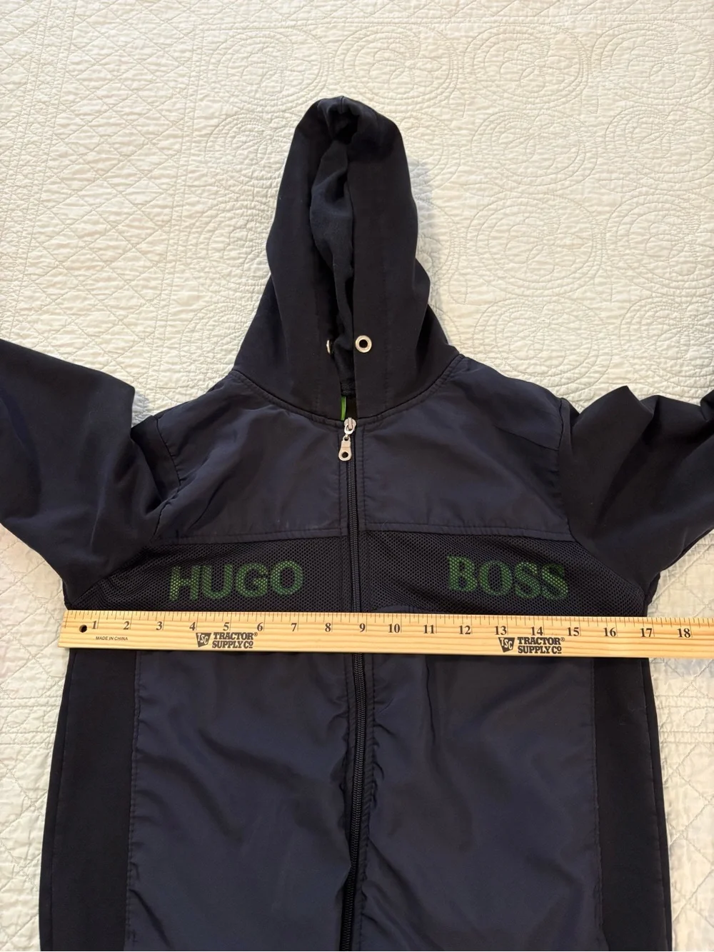 Hugo Boss full zip hooded jacket. Size XL youth.